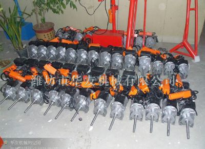 點擊查看詳細信息<br>標(biāo)題：華友機械小吊機主機 閱讀次數(shù)：5748