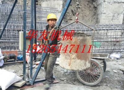 點(diǎn)擊查看詳細(xì)信息<br>標(biāo)題：華友機(jī)械建筑 挖樁 打井用小吊機(jī) 閱讀次數(shù)：6914